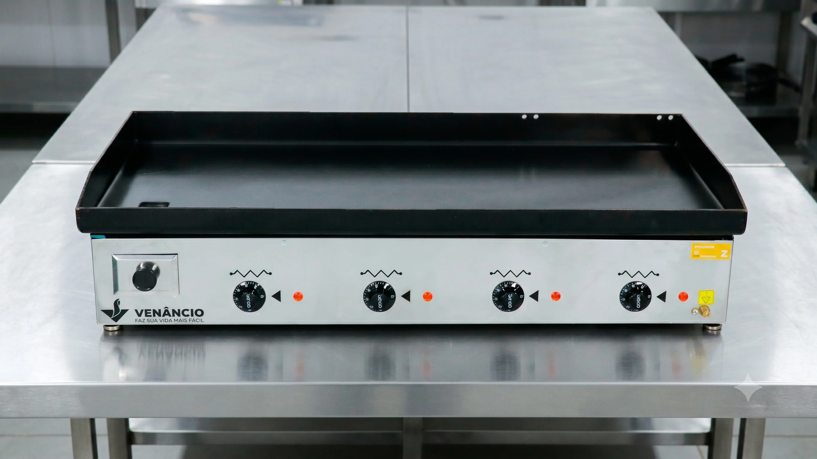 Churrasquera Eléctrica CE-100